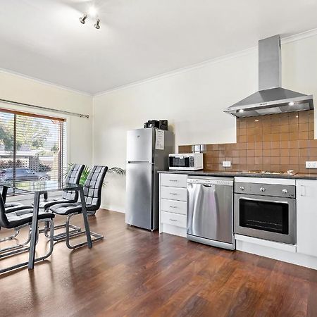Short Stays Gippsland Trafalgar Екстер'єр фото